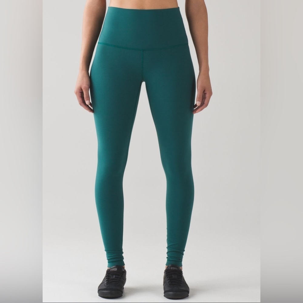 Lululemon High Rise Wunder Under Size 10 in Forage Teal